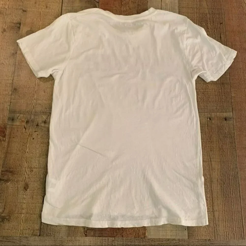 Adam Levine mens short sleeve crew neck rad graphic tee in white - S